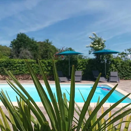 Le Clos De La Musardise - De Charme Avec Piscine Chauffee