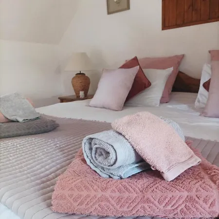 Le Clos De La Musardise - De Charme Avec Piscine Chauffée Hébergement de vacances