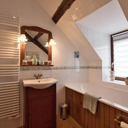 Le Clos De La Musardise - De Charme Avec Piscine Chauffee *