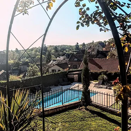 Holiday home Le Clos De La Musardise - De Charme Avec Piscine Chauffee Salignac Eyvigues