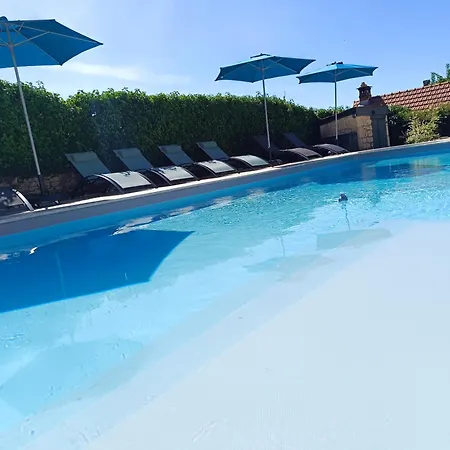 Le Clos De La Musardise - De Charme Avec Piscine Chauffee Salignac Eyvigues